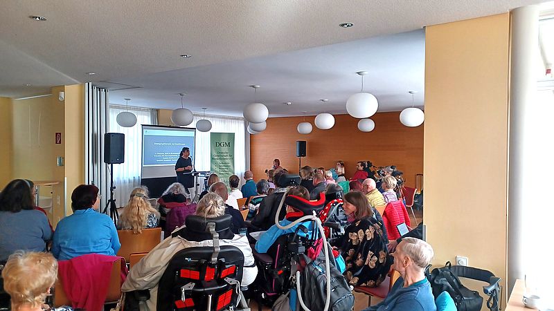 Symposium mit über 60 Teilnehmenden zur Wissensvermittlung